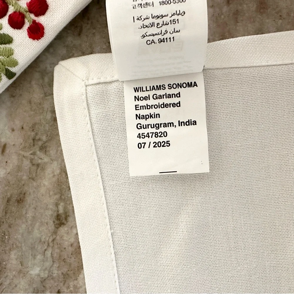 Williams Sonoma Noel Garland Embroidered Cloth Napkins Set - Holiday Christmas